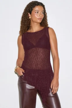 Asymmetric lace top - Rot - Dame - Gina Tricot