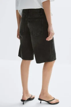 Baggy babe denim shorts - Schwarz - Dame - Gina Tricot
