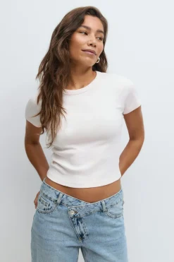 Basic tight top - Rosa - Dame - Gina Tricot