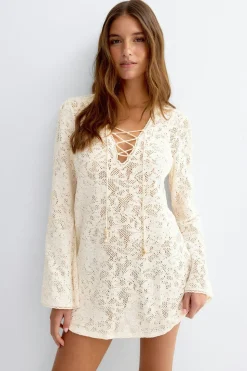 Beach crochet lacing dress - Weiß - Dame - Gina Tricot