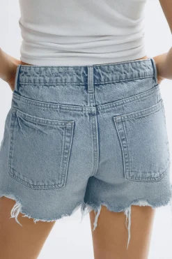 Blue crush denim shorts - Blau - Dame - Gina Tricot