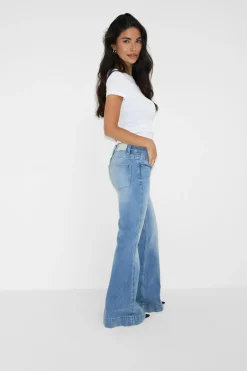 Breeze flare jeans - Blau - Dame - Gina Tricot