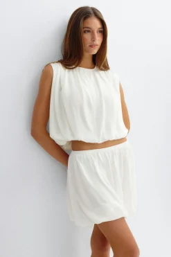 Bubble hem knitted skirt - Weiß - Dame - Gina Tricot