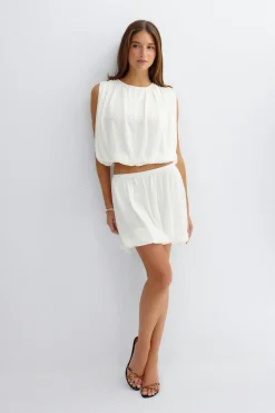 Bubble hem knitted top - Weiß - Dame - Gina Tricot