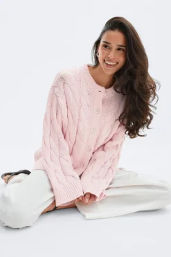 Chunky knitted cable cardigan - Rosa - Dame - Gina Tricot