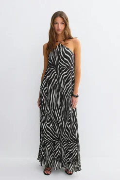 Crinkle maxi dress - Schwarz - Dame - Gina Tricot