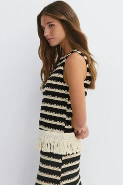 Crochet fringe top - Schwarz - Dame - Gina Tricot