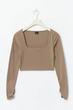 Cropped soft yoga top - Beige - Dame - Gina Tricot