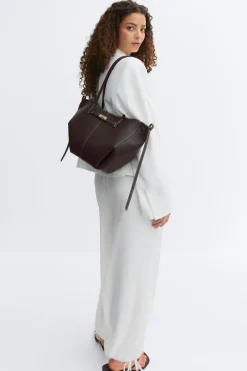 Detail midi bag - Braun - Dame - Gina Tricot