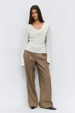 Draped knitted top - Weiß - Dame - Gina Tricot
