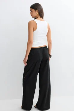 Embroidery poplin trousers - Schwarz - Dame - Gina Tricot