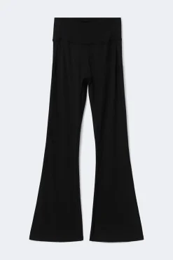 Flare yoga tights - Schwarz - Dame - Gina Tricot
