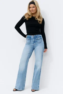 Front pocket flare jeans - Blau - Dame - Gina Tricot