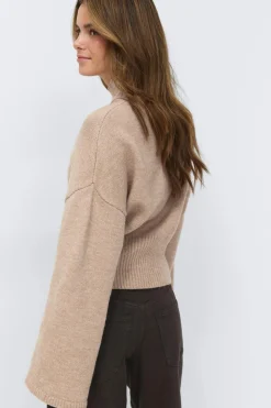 Funnel neck knitted sweater - Beige - Dame - Gina Tricot