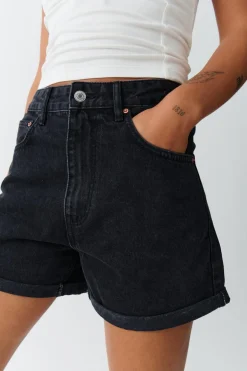High waist denim shorts - Schwarz - Dame - Gina Tricot