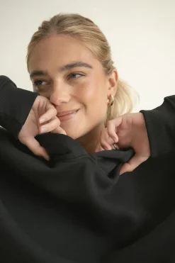 Iconic hoodie - Schwarz - Dame - Gina Tricot