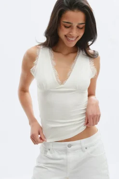 Lace detail tank - Weiß - Dame - Gina Tricot