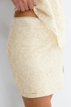 Lace mini skirt - Weiß - Dame - Gina Tricot