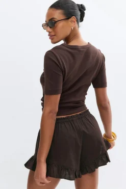 Linen blend frill shorts - Braun - Dame - Gina Tricot