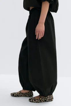 Mid waist balloon trousers - Schwarz - Dame - Gina Tricot