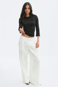 Mid waist pleated trousers - Weiß - Dame - Gina Tricot