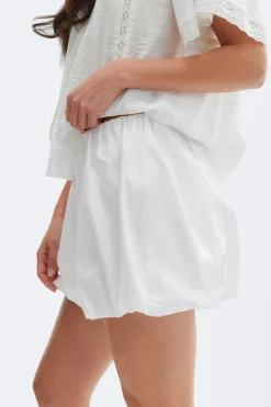 Mini balloon shorts - Weiß - Dame - Gina Tricot