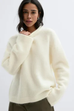Mohair knitted sweater - Weiß - Dame - Gina Tricot