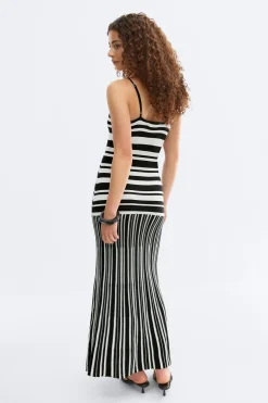 Multistripe knitted dress - Schwarz - Dame - Gina Tricot
