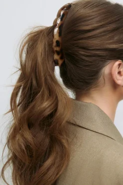 2-pack banana hair clip - Braun - Dame - Gina Tricot