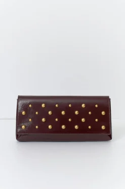Patent studded clutch - Rot - Dame - Gina Tricot