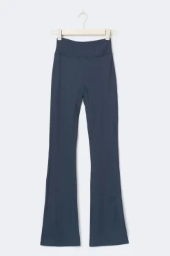 Petite flare yoga tights - Blau - Dame - Gina Tricot