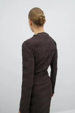 Pleated funnel neck top - Braun - Dame - Gina Tricot