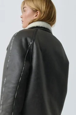 Reversible teddy jacket - Weiß - Dame - Gina Tricot