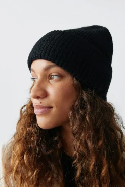 Rib beanie - Schwarz - Dame - Gina Tricot