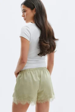 Satin lace shorts - Grün - Dame - Gina Tricot