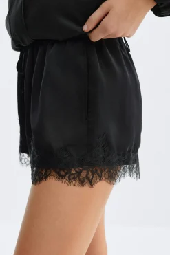 Satin lace shorts - Schwarz - Dame - Gina Tricot