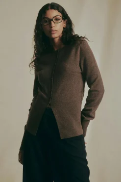 Shaped knitted wool cardigan - Braun - Dame - Gina Tricot