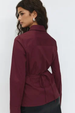 Shaped tie blouse - Rot - Dame - Gina Tricot