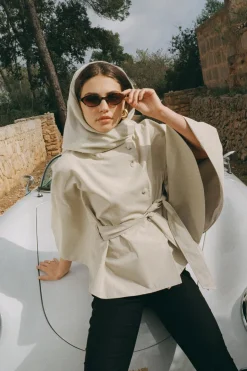 Short cape trench jacket - Beige - Dame - Gina Tricot