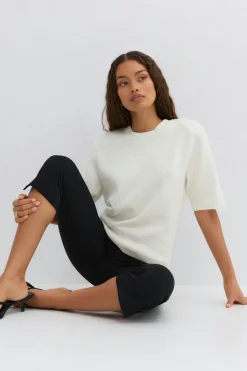 Shoulder pad knitted top - Weiß - Dame - Gina Tricot