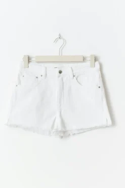 Slit denim shorts - Weiß - Dame - Gina Tricot