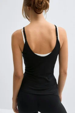 Soft strap yoga singlet - Schwarz - Dame - Gina Tricot
