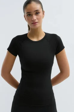 Soft yoga tee - Schwarz - Dame - Gina Tricot
