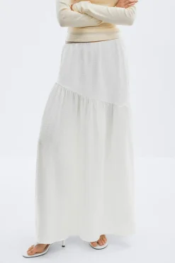 Tall dropped waist skirt - Weiß - Dame - Gina Tricot