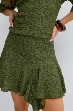 Textured mini skirt - Grün - Dame - Gina Tricot