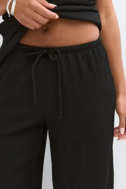 Textured wide trousers - Schwarz - Dame - Gina Tricot