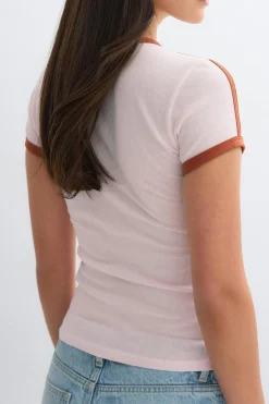 Tight tee - Rosa - Dame - Gina Tricot