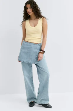 Tight v-neck rib tank - Gelb - Dame - Gina Tricot