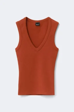 Tight v-neck rib tank - Rot - Dame - Gina Tricot