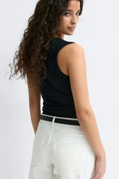 Tight v-neck rib tank - Schwarz - Dame - Gina Tricot